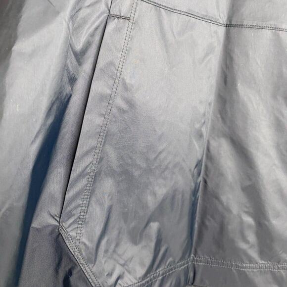 Under Armour Loose Sleeveless Windbreaker Vest Womens Size Medium M - Picture 4 of 10